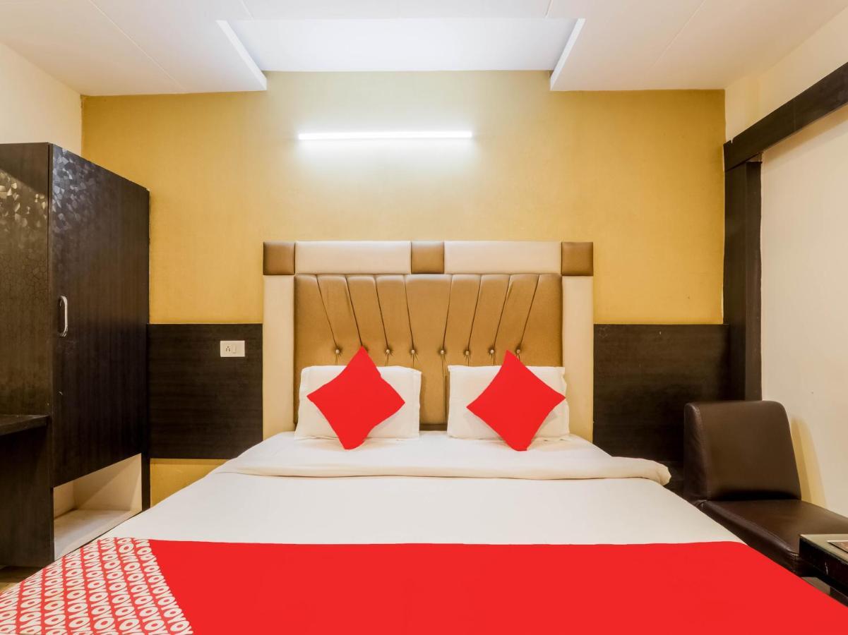 Oyo 79765 Hotel Samrat Lakhnaú Exteriér fotografie